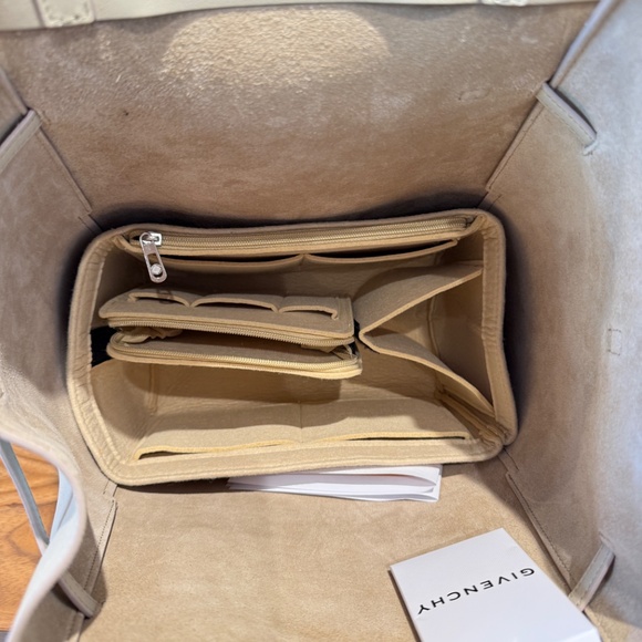 Givenchy Calfskin Voyou Medium North South Tote Natural Beige - Picture 11 of 12